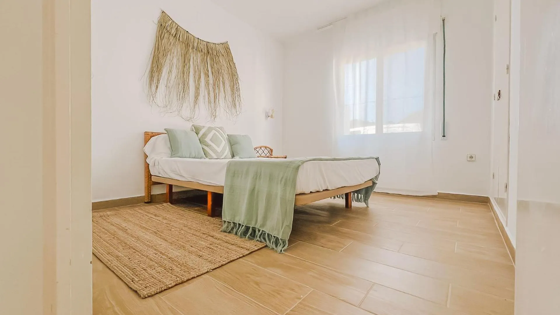 Apartamentos Sol Naixent 라메틀라 데 마르 스페인